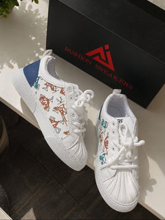 STREET POP – SNEAKER STREET CHIC | STYLE QUI ATTIRE LES REGARDS