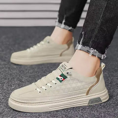 Sneakers homme femme, chaussure urbaine moderne, basket de sport, espadrille chic, chaussure pour femme ou homme idéale pour usage quotidien.

