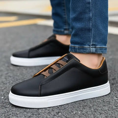 Modèle de basket pour homme assurant un maintien optimal durant toute la journée.