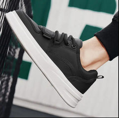 Basket homme femme stylée, sneakers pour usage quotidien, espadrille confortable, chaussure sport homme et femme parfaite pour marcher ou compléter une tenue tendance.

