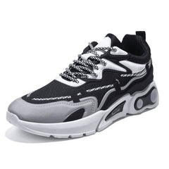 Baskets pour homme en soldes, chaussure pour homme idéale pour le sport ou une tenue casual, un cadeau parfait pour homme ou idée cadeau homme originale.


