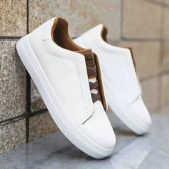 Chaussure de sport légère garantissant une sensation de bien-être toute la journée.