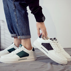 Modèle streetwear tendance combinant chaussure de basket, semelle orthopédique et basket blanche homme. Confort optimal avec sneakers femme, idéal comme boutique chaussure pour un style urbain affirmé.

