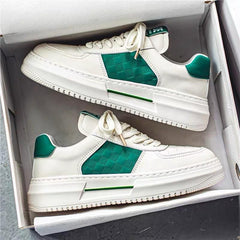 Chaussure inspirée du style chaussures de sport, idéale pour un look moderne et confortable. Cette paire combine basket pour homme, basket blanche homme, et détails comme basket sport, parfaite comme magasin de chaussures.