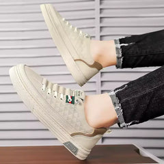 Chaussure pour homme, chaussure pour femme, basket streetwear, sneakers polyvalentes, chaussure de sport légère, idée cadeau homme originale.

