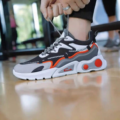 Chaussure pour homme inspirée du style Skechers, idéale comme chaussure de sport ou baskets en soldes.

