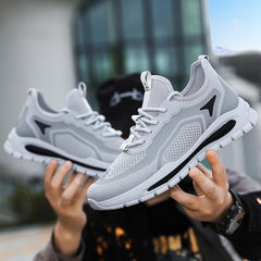 Chaussure de sport pour homme pas cher, proposée en promo dans un magasin de chaussure, idéale pour un look moderne et une utilisation quotidienne confortable.