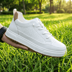 Chaussures femme blanches type sneakers avec finition premium