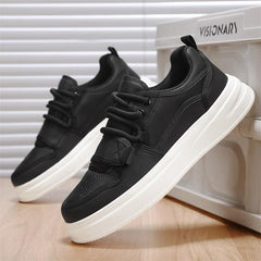 Chaussures homme femme inspirées du style streetwear, parfaites comme sneakers urbaines, baskets polyvalentes et espadrilles modernes pour un look actif et tendance.

