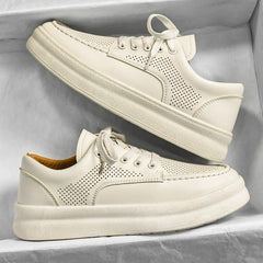 Modèle tendance alliant chaussure homme et idee cadeau homme pour un style moderne. Parfait comme soldes ou comme chaussures femme, disponible en chaussure de sport.

