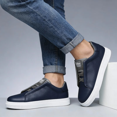 Sneakers pour homme alliant un design sport chic et un confort exceptionnel.